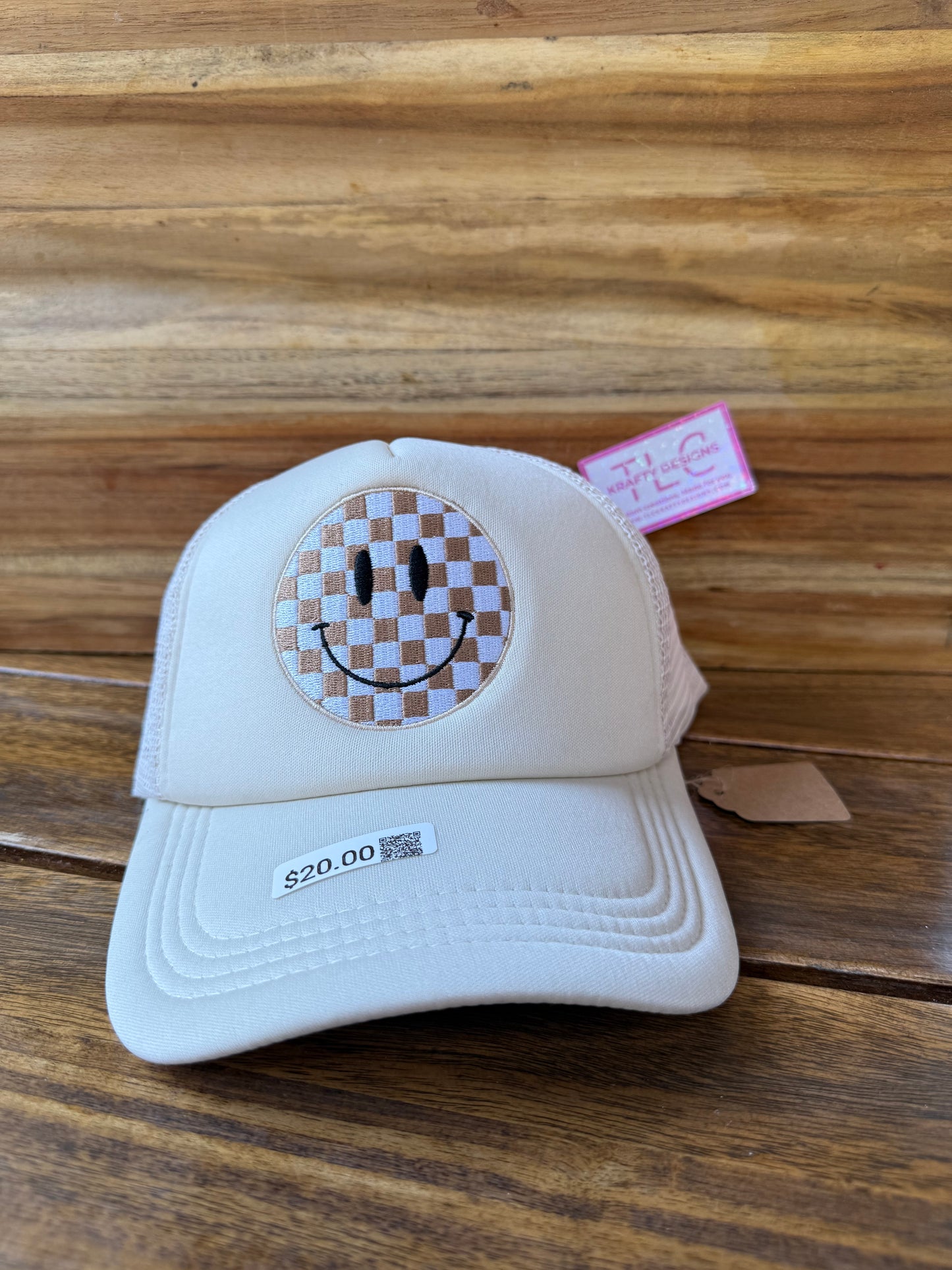 Checkered Smiley Face Trucker Hat – Cream & Tan Retro Vibes