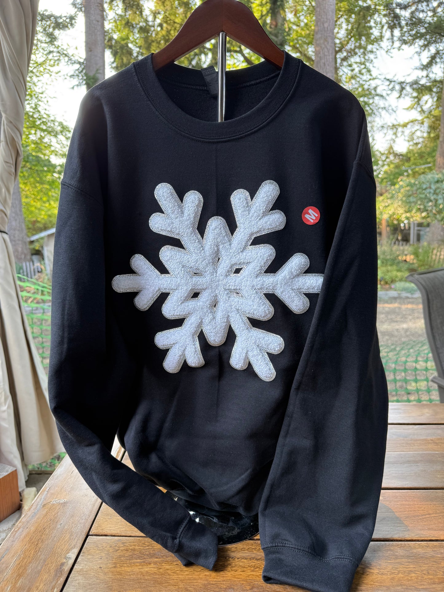 Chenille & Sequin Snowflake Sweatshirt β Cozy Holiday with Sparkly Winter chenill Patch
