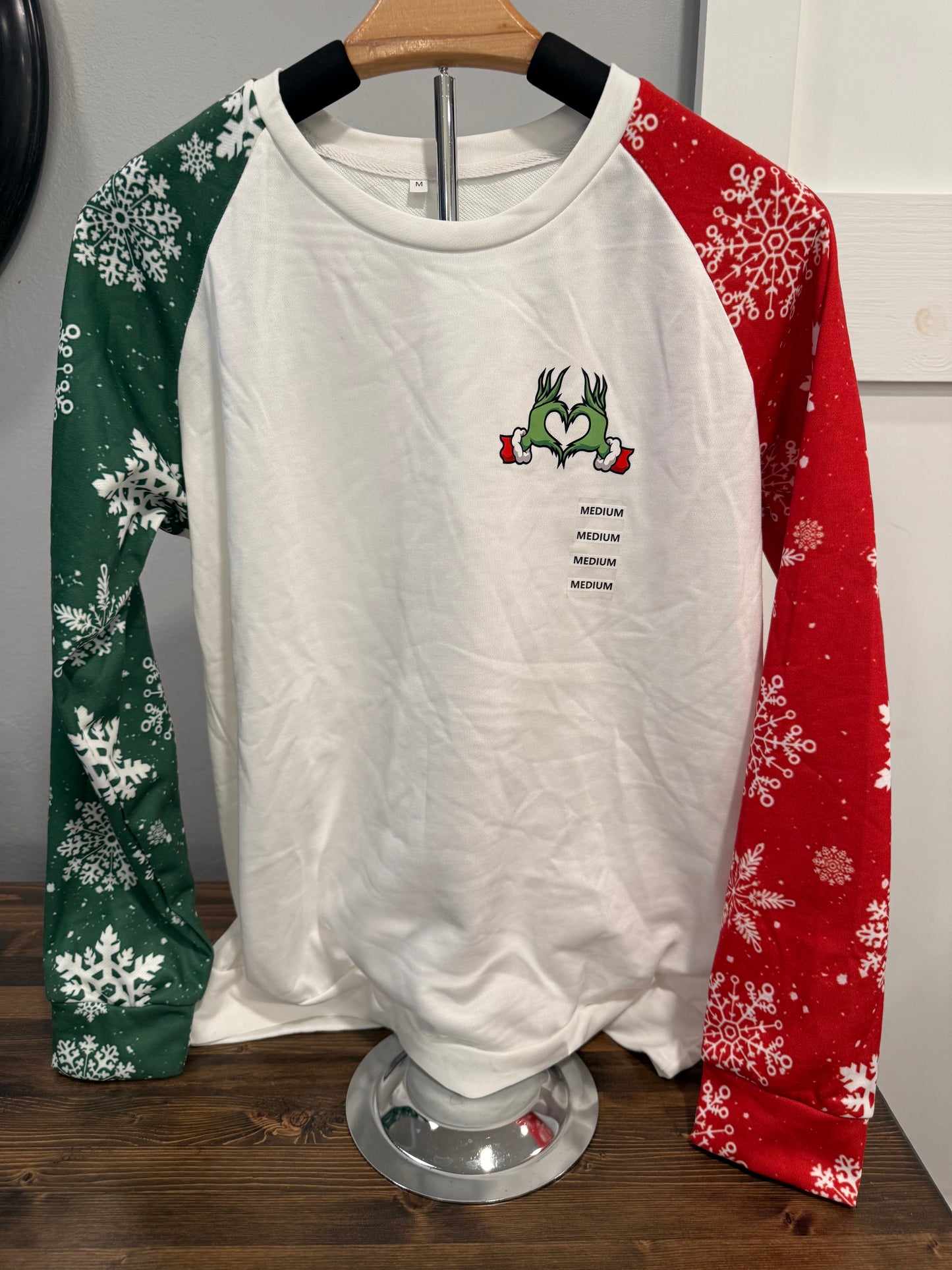Grinch Heart Hands Raglan Top – Red & Green Snowflake Christmas Top