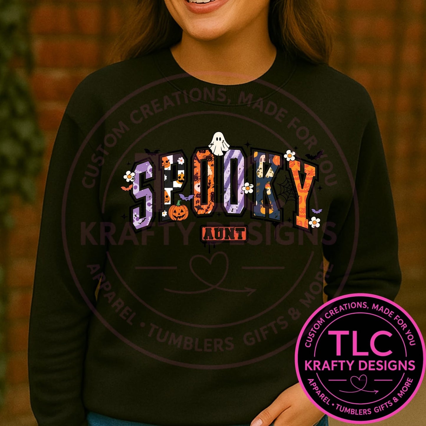 Spooky Aunt Shirt – Short Sleeve or Long Sleeve Tee | Halloween Auntie Shirt | Funny Aunt Gift | Cute Spooky Season Top