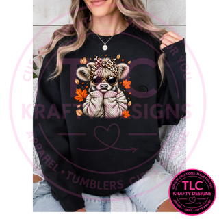 Cozy Fall Highland Cow Design – Autumn Vibes Apparel