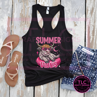 Summer Vibes Highland Cow Graphic – T-Shirt, or Sweatshirt