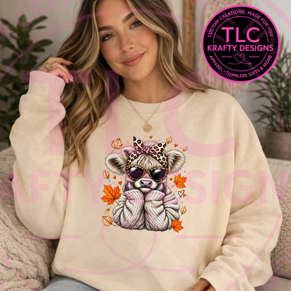 Cozy Fall Highland Cow Design – Autumn Vibes Apparel