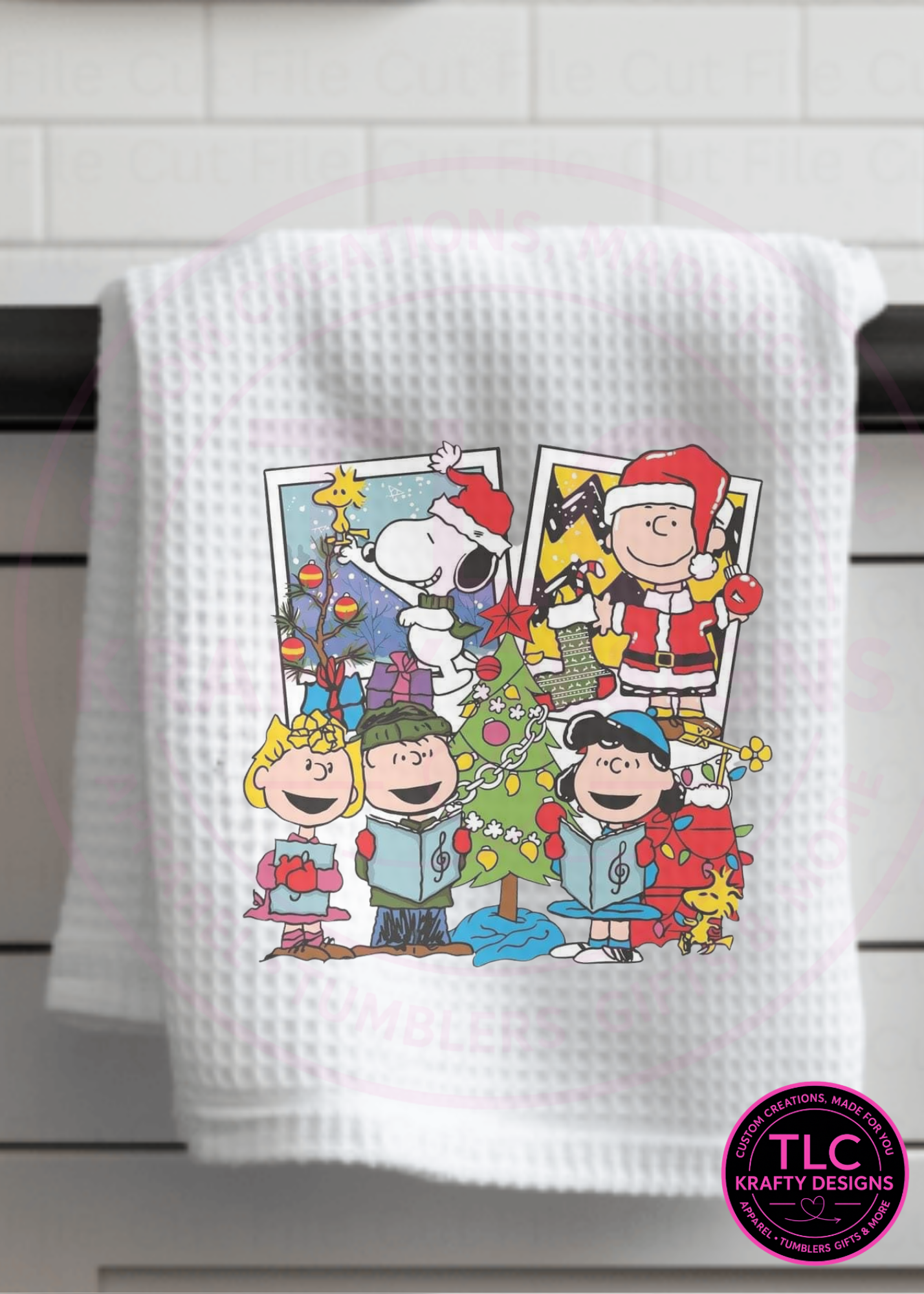 Festive Cartoon Friends Towel – Fun Christmas Kitchen Décor CK🎄✨