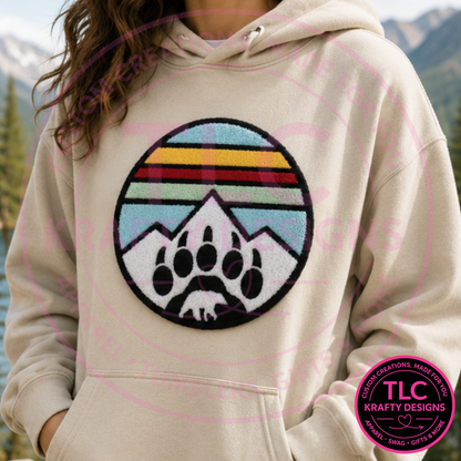 Mountain Paw Fuzzy XL Patch, Bear Paw Chenille Patch, Nature Iron On Patch for Hoodies Jackets Bags, Outdoorsy Retro Patch