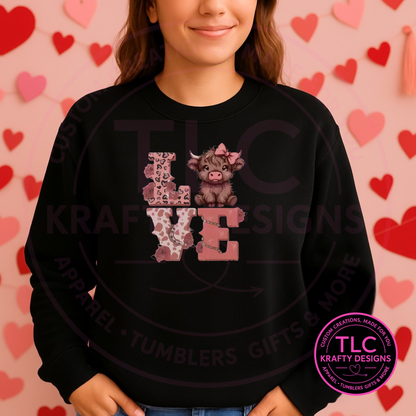 Highland Cow LOVE Hoodies & Sweatshirts – Perfect Valentine’s Day Apparel.