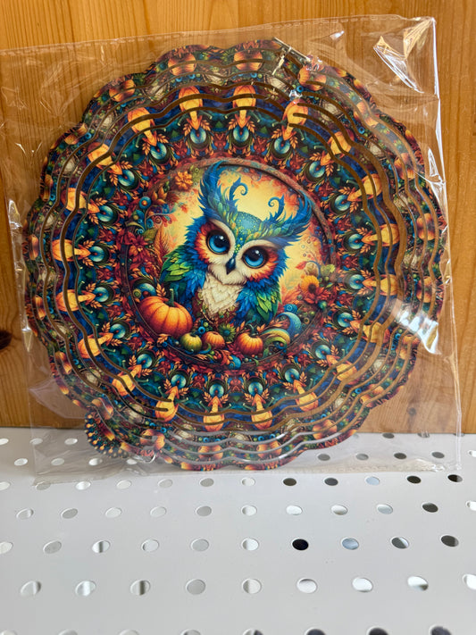 Colorful Owl Wind Spinner – 10” Autumn-Themed Metal Outdoor Decoration