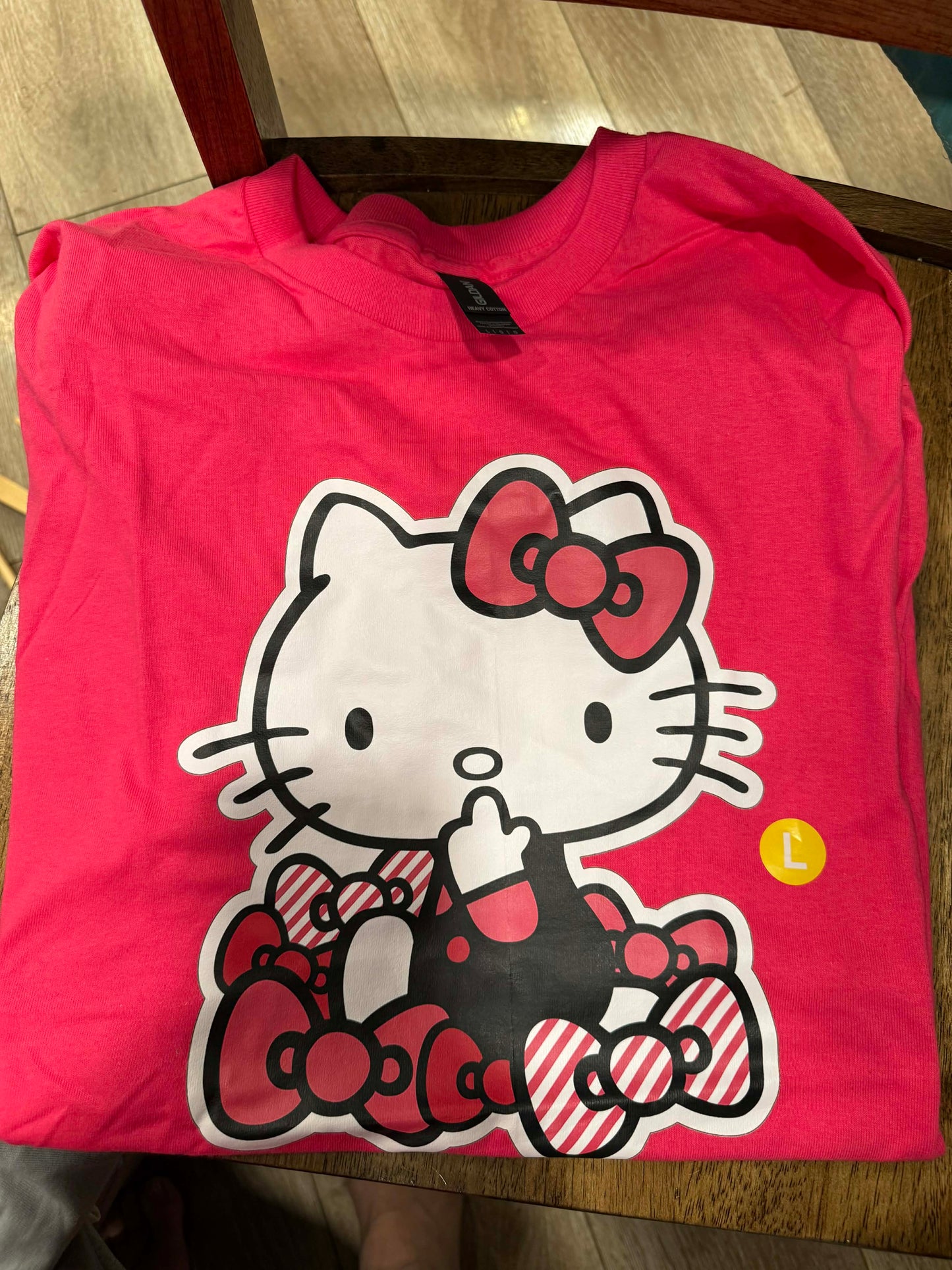 LAST CHANCE Kitty with Bows T-Shirt – Adorable Kitty Tee