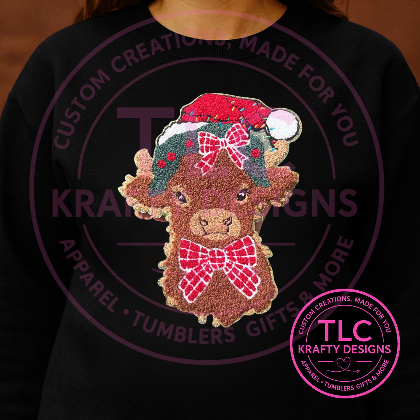 XL Santa Hat Highland Cow Chenille Patch – Festive Christmas Iron-On / Sew-On Appliqué CK