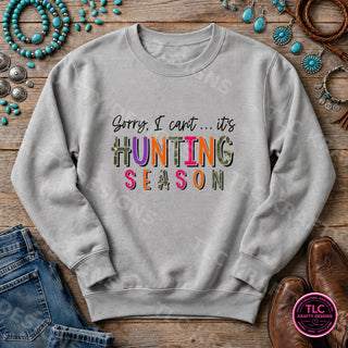 HUNT1 Gildan Crewneck Ash mockup