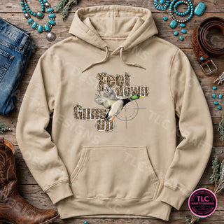 HUNT11 Gildan Hoodie Sand mockup