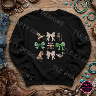 HUNT17 Gildan Crewneck Black mockup