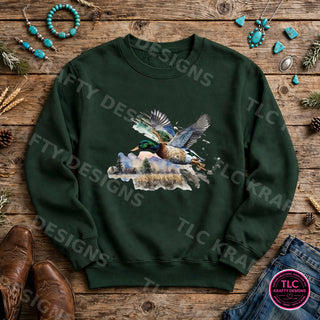 HUNT8 Gildan Crewneck Forest Green mockup